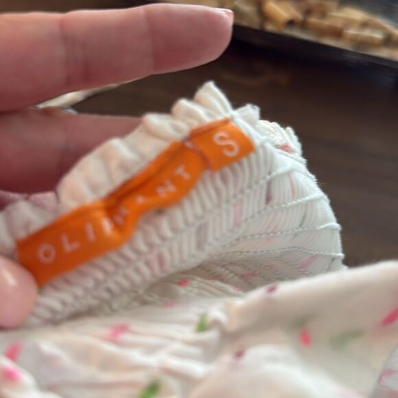 Oliphant Smocked White Swiss Dot Size Small - Picture 7 of 7